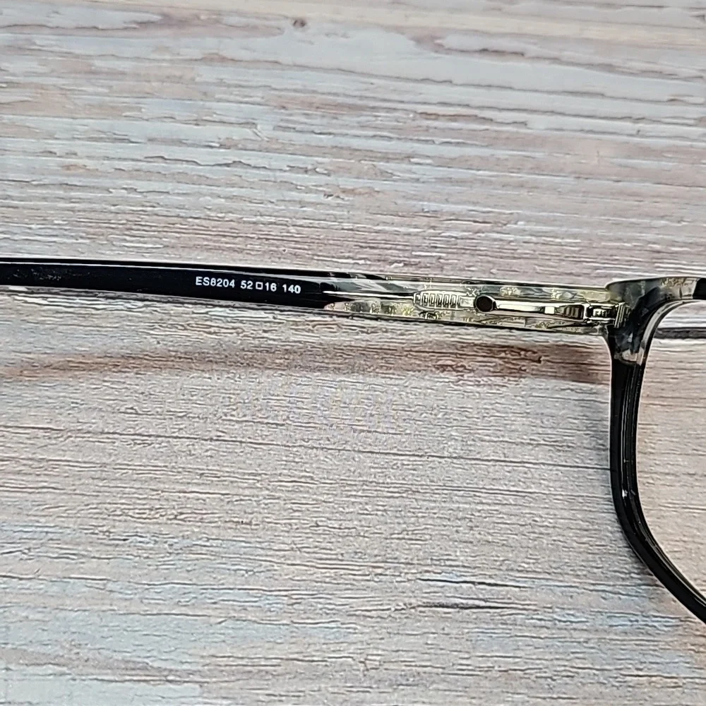 LADIES BLACK & GOLD PLASTIC EYEGLASS FRAMES